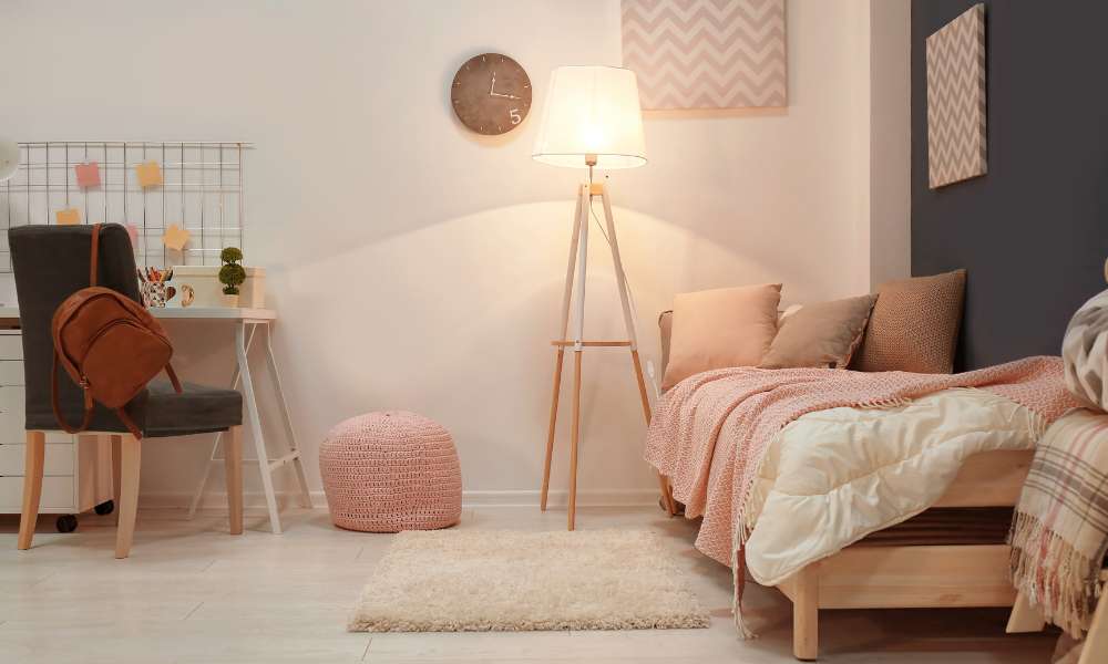 How To Arrange Bedroom Furniture In A Rectangular Room